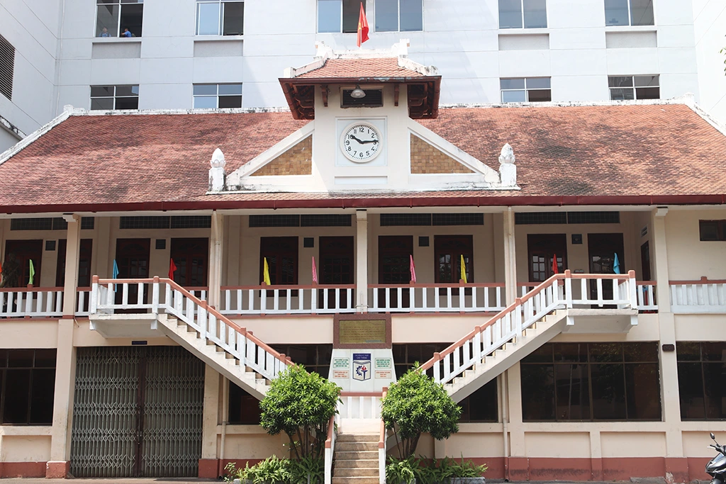 Ngôi trường người thanh niên yêu nước Nguyễn Tất Thành học tập- Ảnh 2. Ngôi trường người thanh niên yêu nước Nguyễn Tất Thành học tập- Ảnh 2.